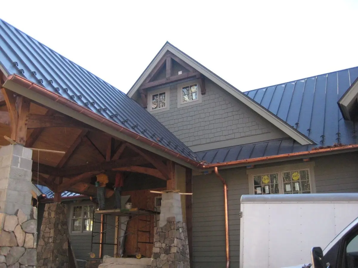 Craftsman Roofing team delivering quality roofing work in Sherwood Glen